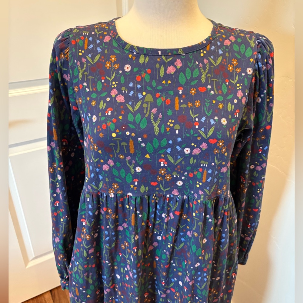 Adorable Scandinavian Long Sleeve Dress Mushrooms Flowers Pockets Size Medium